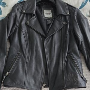 Harley-Davidson Black Leather Jacket with Zipper Details
